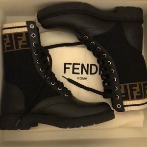 Fendi boots 6.5 IT size